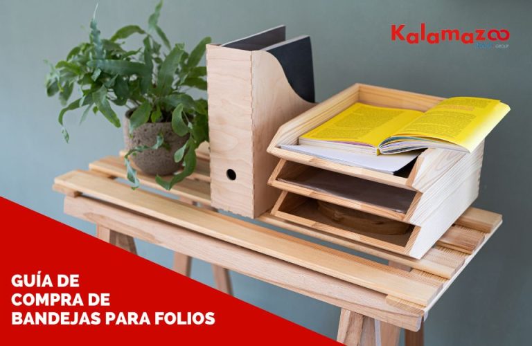 bandeja de folios para escritorio ordenado